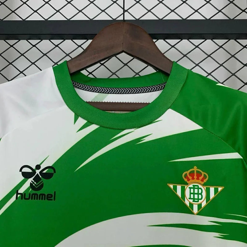 CAMISETA BETIS NARUTO 25/26 HOMBRE - VERDE Y BLANCA
