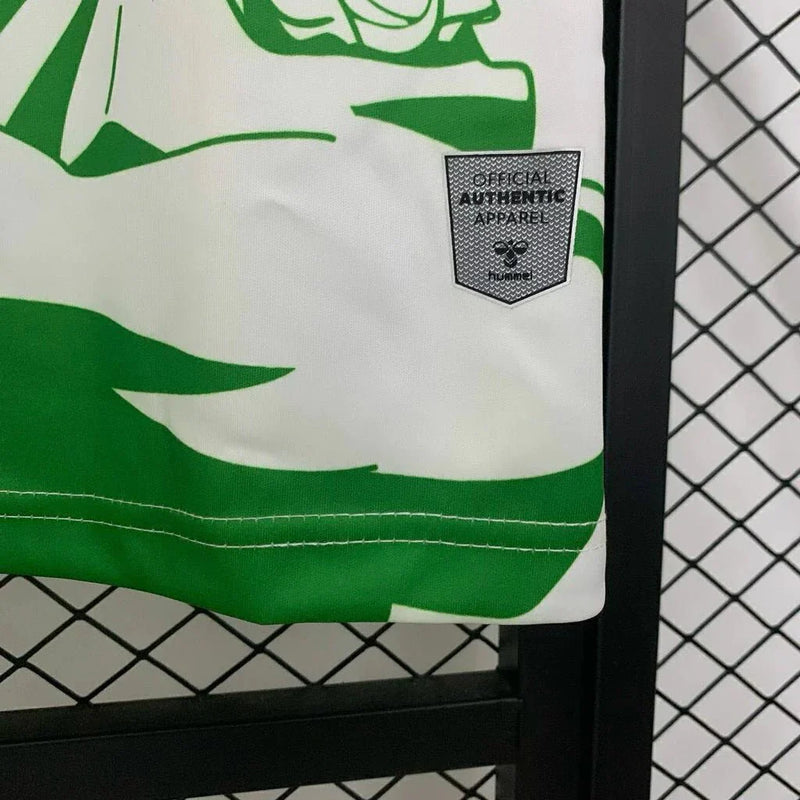 CAMISETA BETIS NARUTO 25/26 HOMBRE - VERDE Y BLANCA